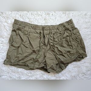 Gap Olive Green Women's Shorts